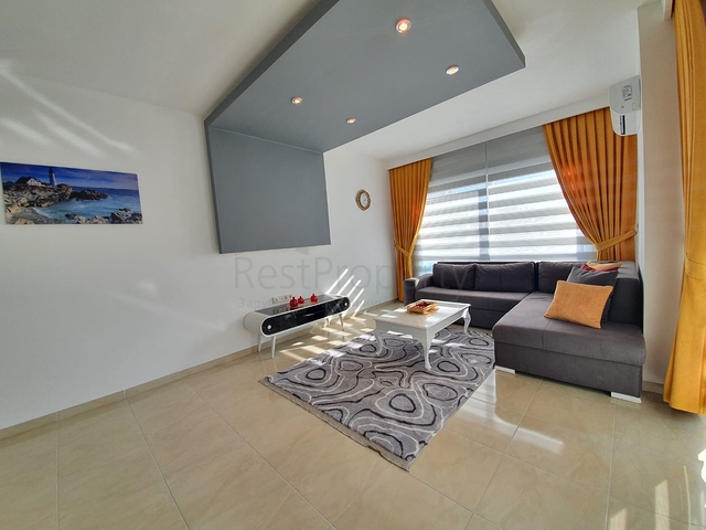 مجمع سكني حديث وقريب من البحر - شقة واسعة 1+1 - مفروشة - في مهموتلار / الانيا 