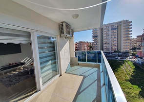 مجمع سكني حديث وقريب من البحر - شقة واسعة 1+1 - مفروشة - في مهموتلار / الانيا 