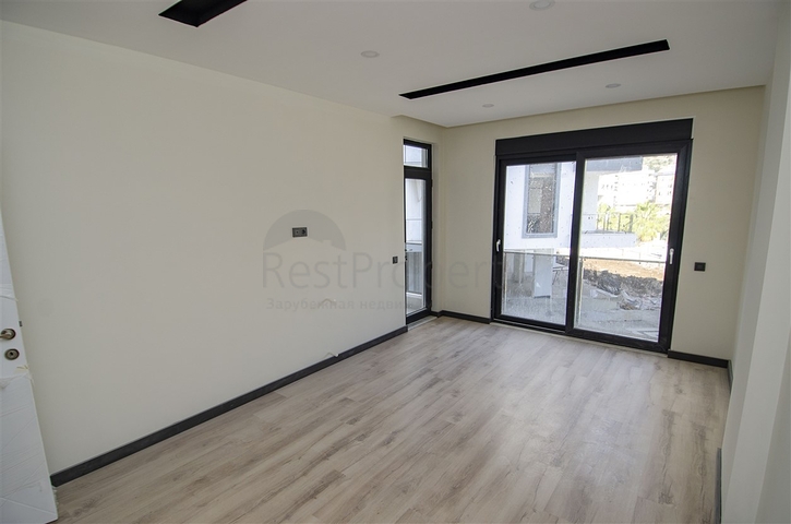 شقة 2 + 1 في مجمع في منطقة هورما كونيالتي أنطاليا