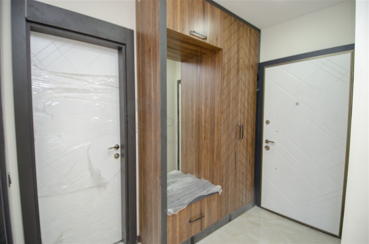 شقة 2 + 1 في مجمع في منطقة هورما كونيالتي أنطاليا