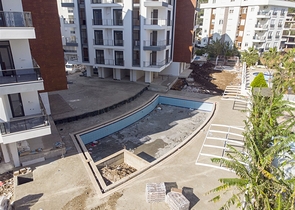 شقة 2 + 1 في مجمع في منطقة هورما كونيالتي أنطاليا