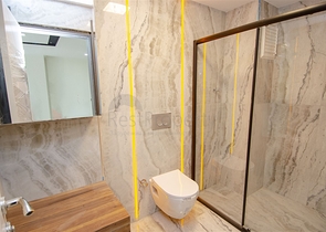 شقة 2 + 1 في مجمع في منطقة هورما كونيالتي أنطاليا