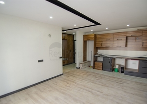 شقة 2 + 1 في مجمع في منطقة هورما كونيالتي أنطاليا