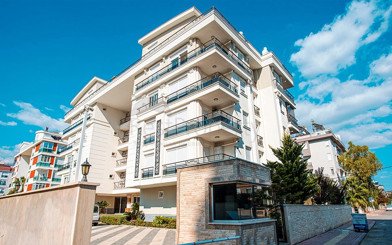 شقة بغرفة نوم واحدة مع أثاث في ليمان 800 م على البحر