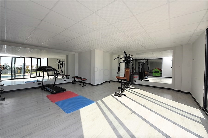 اطلالة بحر وقلعة - دوبلكس فاخرة - مركز الانيا 