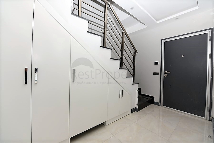 اطلالة بحر وقلعة - دوبلكس فاخرة - مركز الانيا 