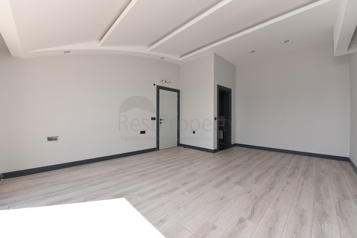 اطلالة بحر وقلعة - دوبلكس فاخرة - مركز الانيا 