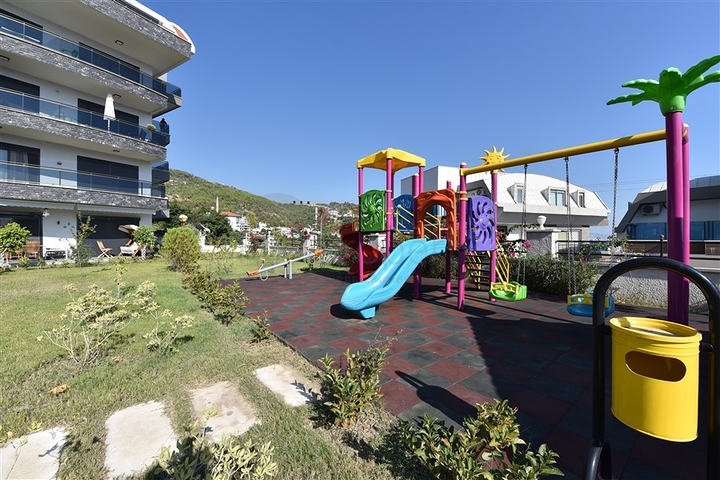 اطلالة بحر وقلعة - دوبلكس فاخرة - مركز الانيا 