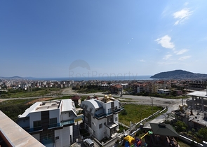 اطلالة بحر وقلعة - دوبلكس فاخرة - مركز الانيا 