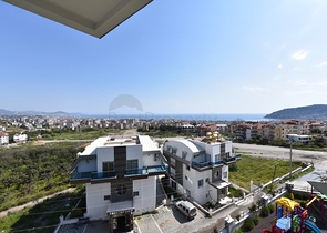 اطلالة بحر وقلعة - دوبلكس فاخرة - مركز الانيا 