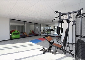 اطلالة بحر وقلعة - دوبلكس فاخرة - مركز الانيا 