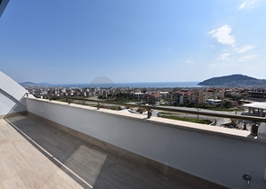 اطلالة بحر وقلعة - دوبلكس فاخرة - مركز الانيا 