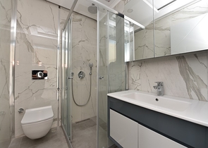 اطلالة بحر وقلعة - دوبلكس فاخرة - مركز الانيا 