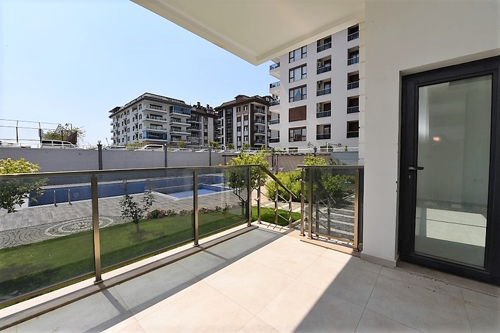 حديقة دوبلكس - غرفتين وصالة - مجمع حديث مع اطلالة بحر - كاستل / الانيا 