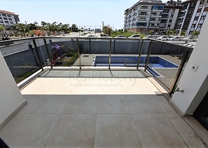 حديقة دوبلكس - غرفتين وصالة - مجمع حديث مع اطلالة بحر - كاستل / الانيا 