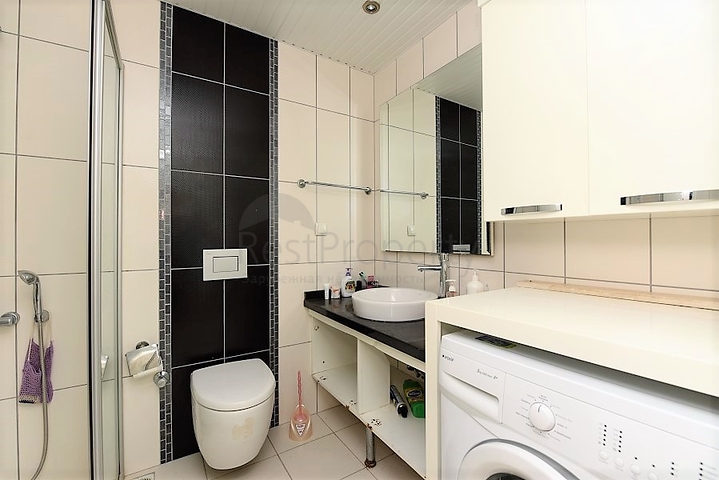 اول صف على البحر - شقة مفروشة غرفتين وصالة - كاستل / الانيا 