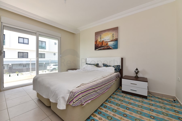 اول صف على البحر - شقة مفروشة غرفتين وصالة - كاستل / الانيا 