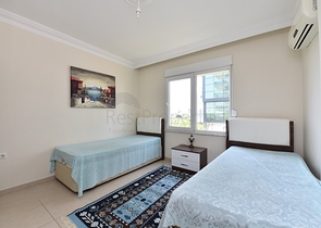 اول صف على البحر - شقة مفروشة غرفتين وصالة - كاستل / الانيا 