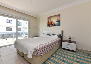 اول صف على البحر - شقة مفروشة غرفتين وصالة - كاستل / الانيا 