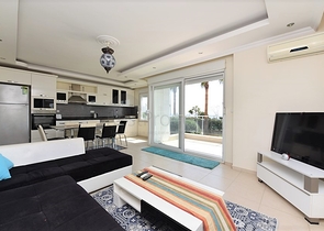 اول صف على البحر - شقة مفروشة غرفتين وصالة - كاستل / الانيا 