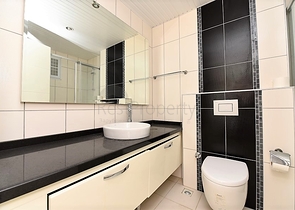 اول صف على البحر - شقة مفروشة غرفتين وصالة - كاستل / الانيا 