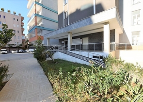 طابق مرتفع- اطلالة بحر - شقة غرفة وصالة ضمن مجمع حديث - مهموتلار / الانيا 