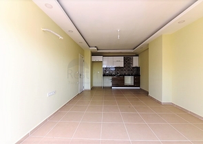 طابق مرتفع- اطلالة بحر - شقة غرفة وصالة ضمن مجمع حديث - مهموتلار / الانيا 