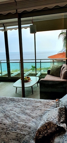 قمة التميز والفخامة - اطلالة بحر مباشرة - شقة غرفة وصالة ضمن مجمع  نجوم -كارجي جاك / الانيا 