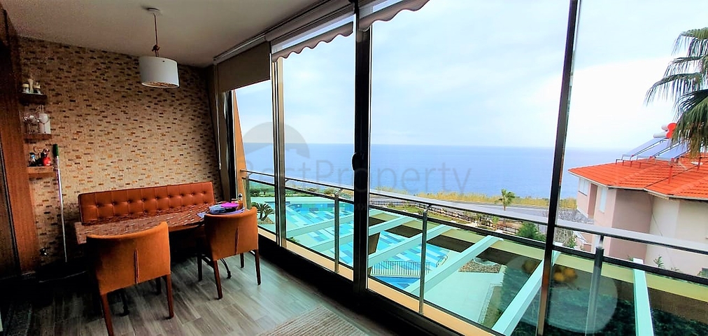 قمة التميز والفخامة - اطلالة بحر مباشرة - شقة غرفة وصالة ضمن مجمع  نجوم -كارجي جاك / الانيا 