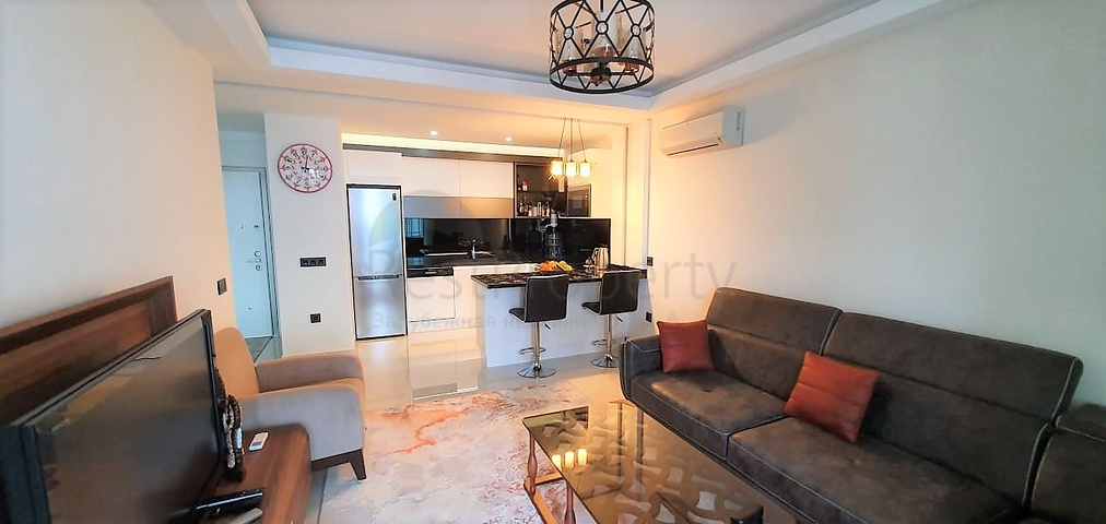 قمة التميز والفخامة - اطلالة بحر مباشرة - شقة غرفة وصالة ضمن مجمع  نجوم -كارجي جاك / الانيا 