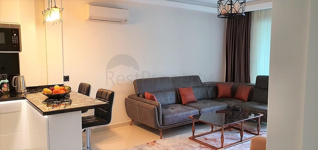 قمة التميز والفخامة - اطلالة بحر مباشرة - شقة غرفة وصالة ضمن مجمع  نجوم -كارجي جاك / الانيا 