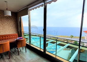 قمة التميز والفخامة - اطلالة بحر مباشرة - شقة غرفة وصالة ضمن مجمع  نجوم -كارجي جاك / الانيا 