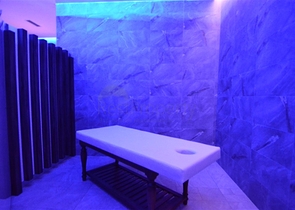 قمة التميز والفخامة - اطلالة بحر مباشرة - شقة غرفة وصالة ضمن مجمع  نجوم -كارجي جاك / الانيا 