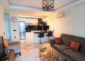 قمة التميز والفخامة - اطلالة بحر مباشرة - شقة غرفة وصالة ضمن مجمع  نجوم -كارجي جاك / الانيا 