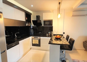 قمة التميز والفخامة - اطلالة بحر مباشرة - شقة غرفة وصالة ضمن مجمع  نجوم -كارجي جاك / الانيا 