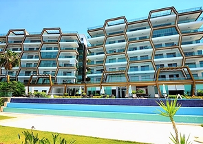 قمة التميز والفخامة - اطلالة بحر مباشرة - شقة غرفة وصالة ضمن مجمع  نجوم -كارجي جاك / الانيا 