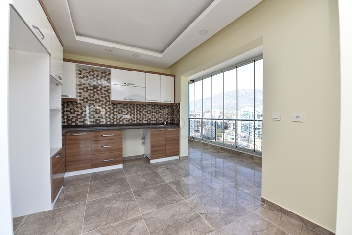 اطلالة بحر -دوبلكس 2 غرفة وصالة - ضمن مجمع حديث - مهموتلار / الانيا 