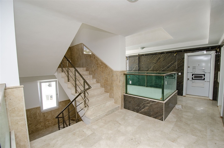 شقة 2 + 1 في مشروع  جديد في كونيالتي