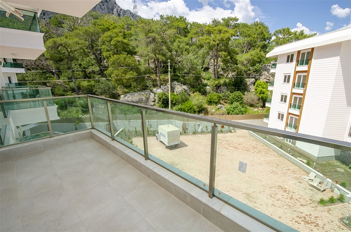 شقة 2 + 1 في مشروع  جديد في كونيالتي