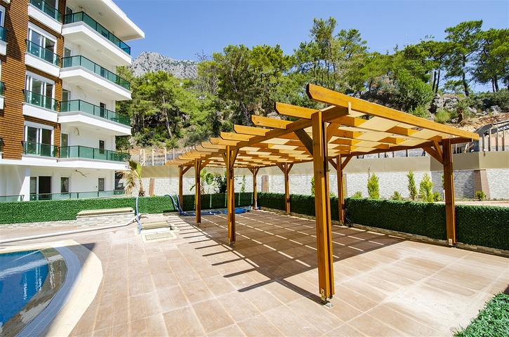 شقة 2 + 1 في مشروع  جديد في كونيالتي