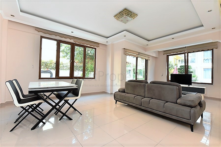 ضمن ارقى مناطق الانيا - شقة غرفة وصالة مفروشة - مجمع قريب من البحر - اوبا / الانيا 