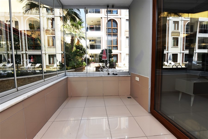 ضمن ارقى مناطق الانيا - شقة غرفة وصالة مفروشة - مجمع قريب من البحر - اوبا / الانيا 