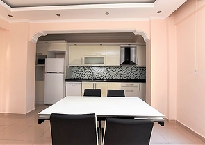 ضمن ارقى مناطق الانيا - شقة غرفة وصالة مفروشة - مجمع قريب من البحر - اوبا / الانيا 