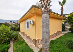 فيلا مستقلة بسعر مناسب  - تصميم داخلي مميز وحديقة - كارجي جاك /الانيا 