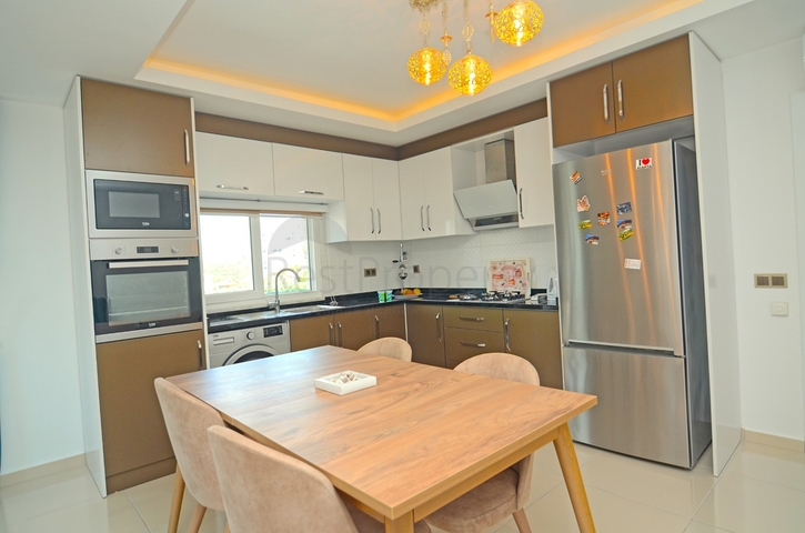 طابق مرتفع - مجمع فاخر - شقة مفروشة 2 غرفة وصالة - مهموتلار / الانيا 