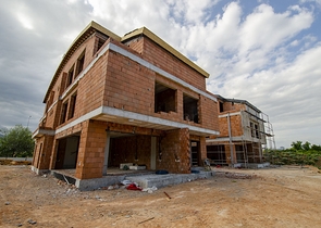 مشروع استثماري لفلل 5 + 1 في منطقة اونجالي كونيالتي