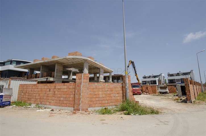 مشروع النخبة للفلل 6 + 1 في منطقة كونيالتي أنطاليا