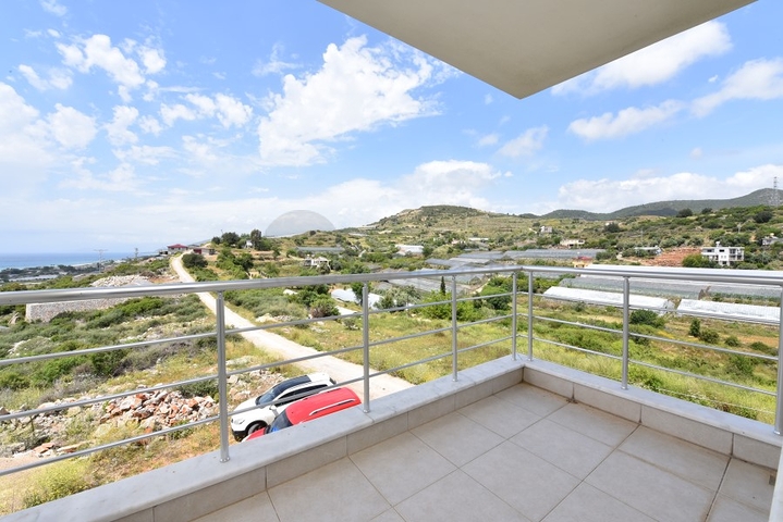 الفيلا المثالية - اطلالة بحر ساحرة - 4 غرف وصالة - مستقلة مع حديقة - الانيا 