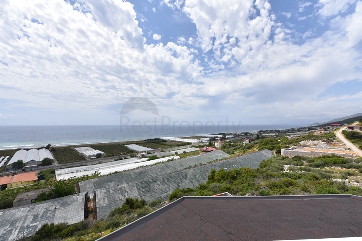 الفيلا المثالية - اطلالة بحر ساحرة - 4 غرف وصالة - مستقلة مع حديقة - الانيا 