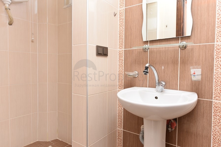 الفيلا المثالية - اطلالة بحر ساحرة - 4 غرف وصالة - مستقلة مع حديقة - الانيا 